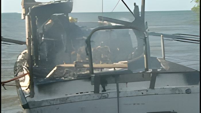 boat7.1.jpg