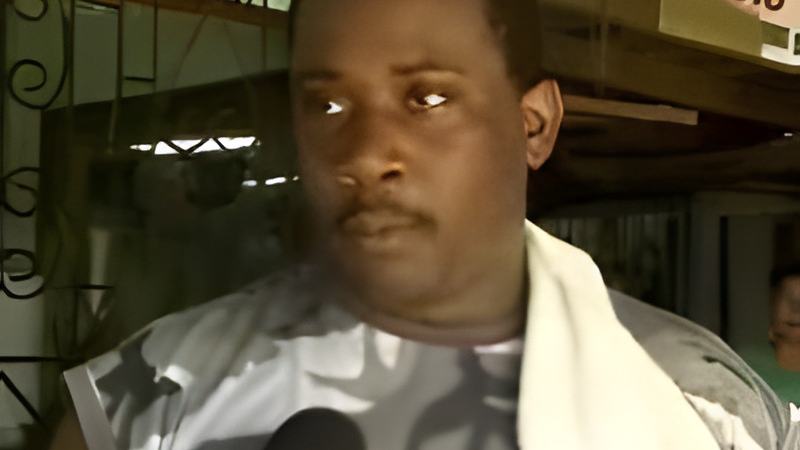 063003d.jpg