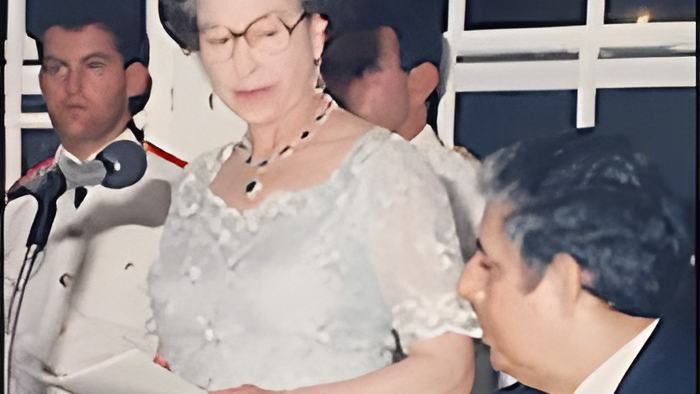 7news8.9.22queen1.jpg