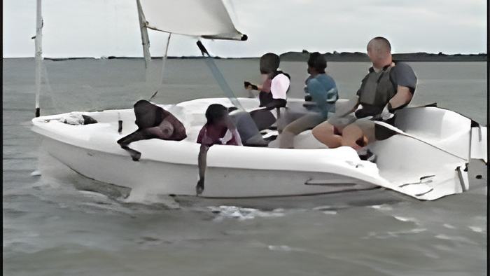 sailing30.12d.jpg