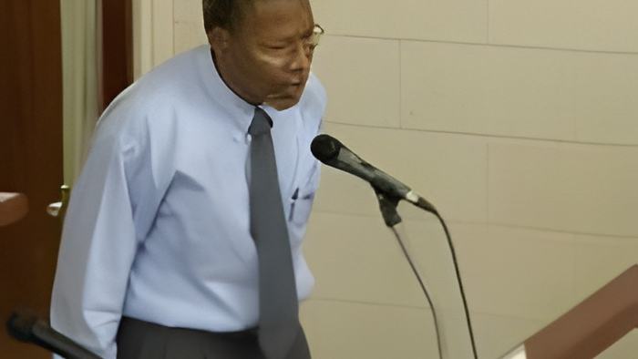052809b.jpg