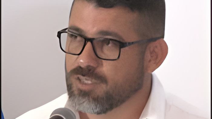 7newspic7JoseUrbina.jpg