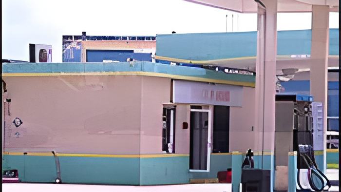 gasstation30.7.18.jpg