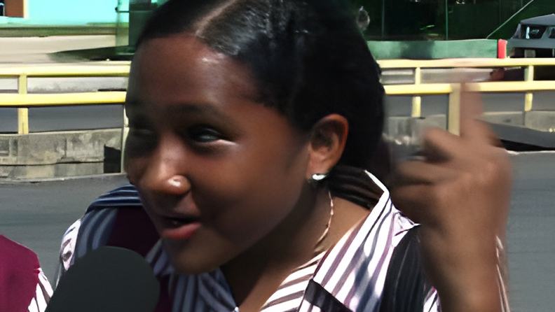 hrgirl.jpg
