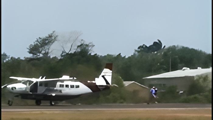 041725zor6.jpg