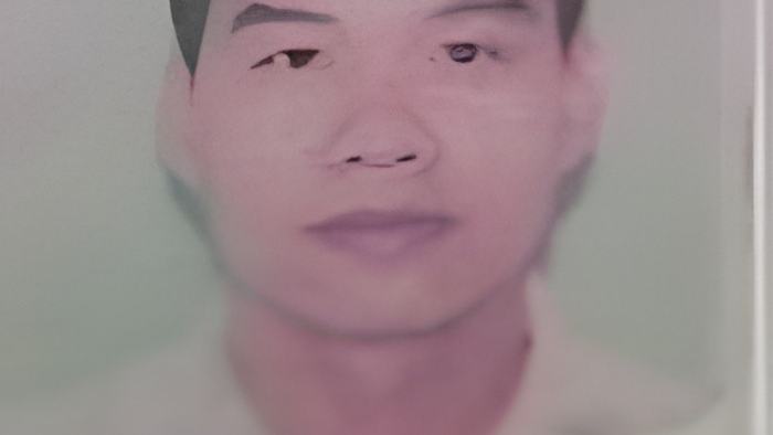 032705a.jpg