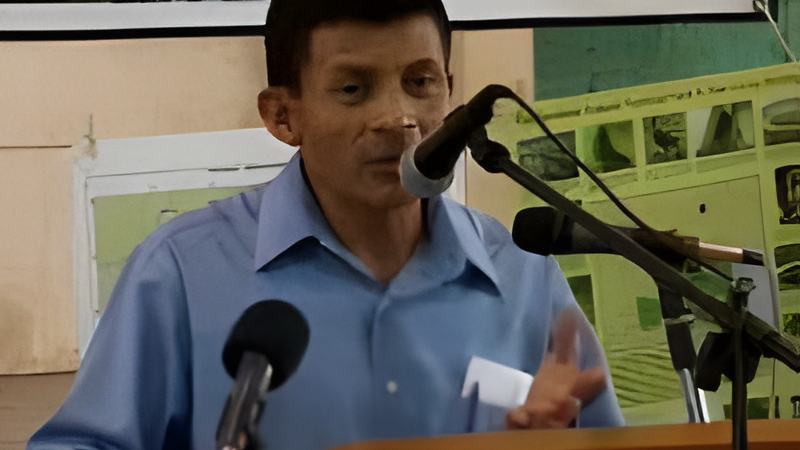 043013d.jpg