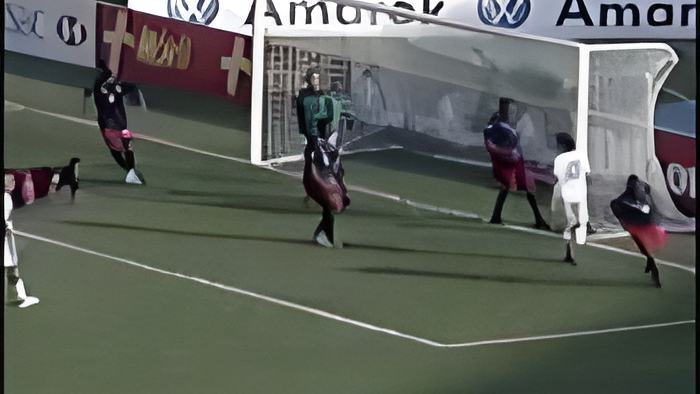 football17.1.jpg