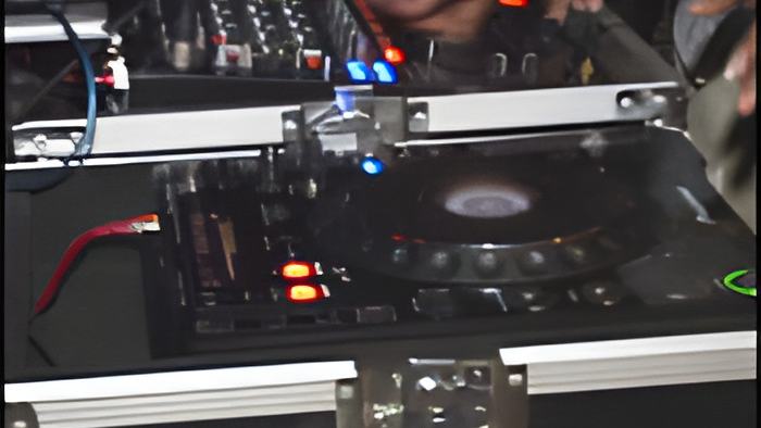 djcompetition.12.14.11c.jpg