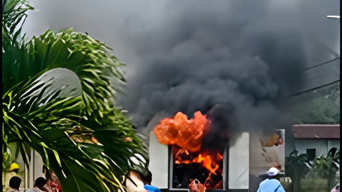 fire6923.jpg