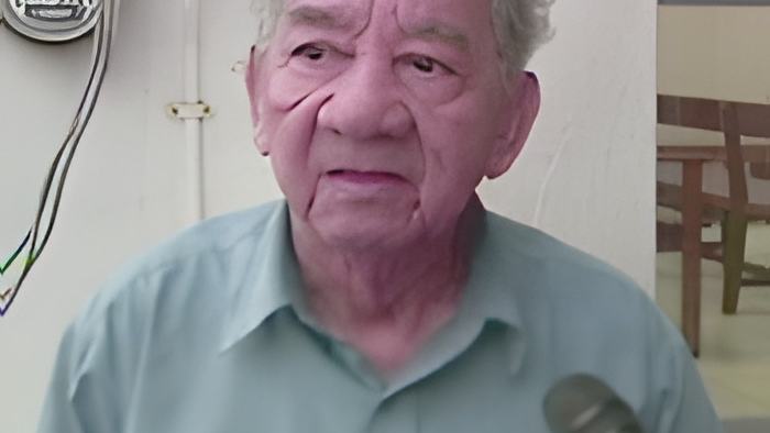 012701a.jpg