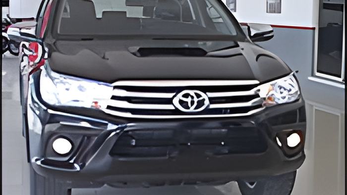 hilux18.8.15b.jpg