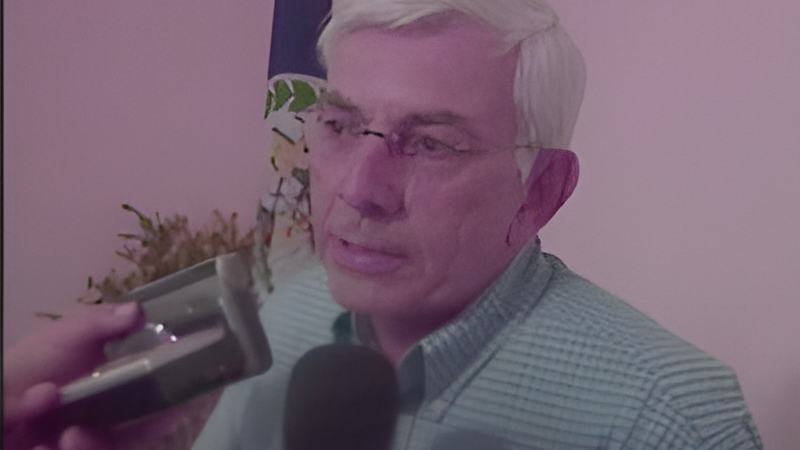 042603a.jpg