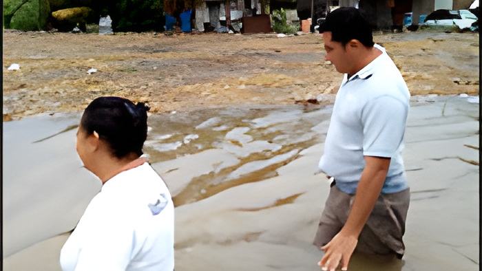 flood16.8.12e.jpg