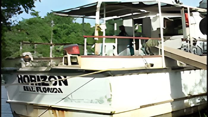 oilboat.jpg