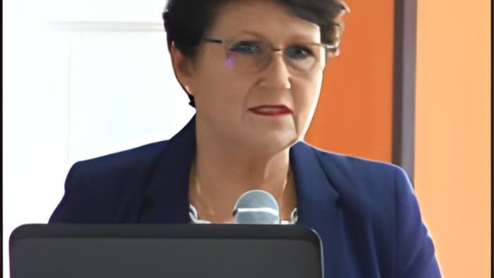 louise.nov2.2015.jpg