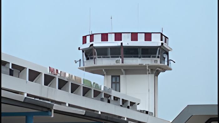airport19.5.21b.jpg