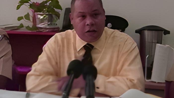 011205a.jpg